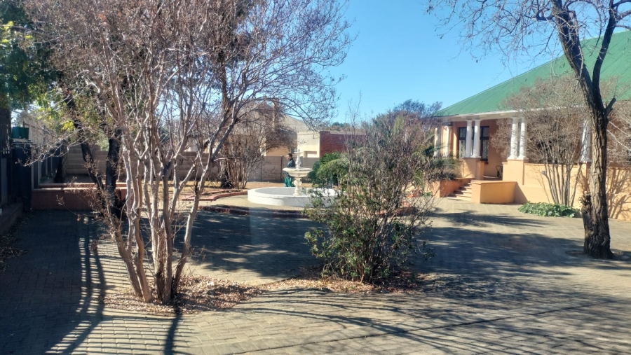 5 Bedroom Property for Sale in Navalsig Free State